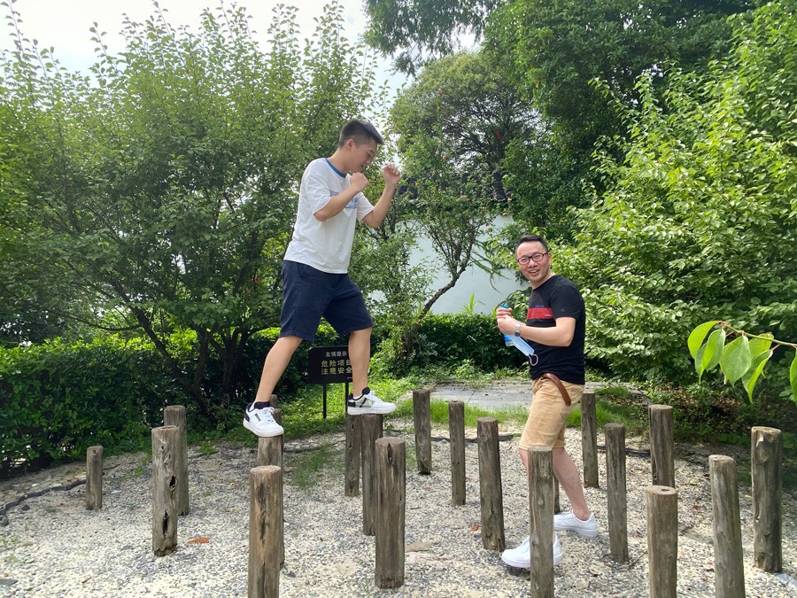 AG真人国际集团