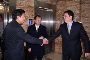 Zhao Zhuping, Deputy Secretary General of Shanghai Municipal People's government, visited the company for inspection