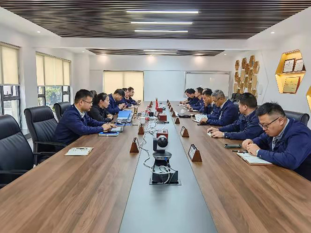 我司成功獲得環(huán)境管理體系、職業(yè)健康安全管理體系認證證書(shū)(圖3)